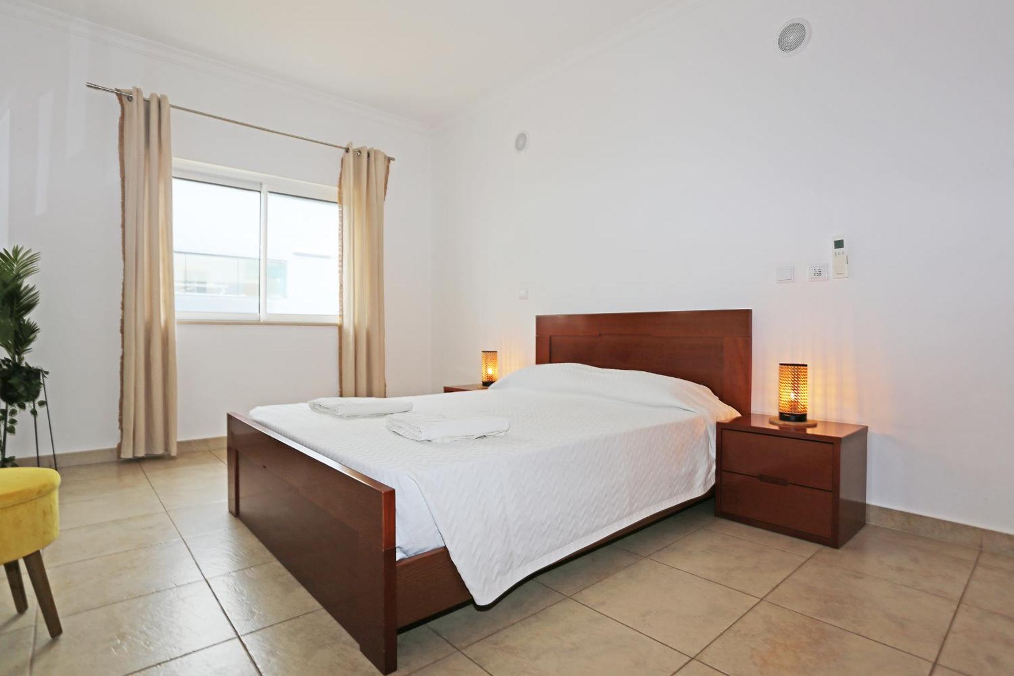 A04 - Large Modern 1 Bed Apartment With Pool Lagos Zewnętrze zdjęcie